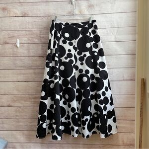 NEW WITHOUT TAGS VENUS BLACK AND WHITE POLKA DOT FULL MAXI SKIRT